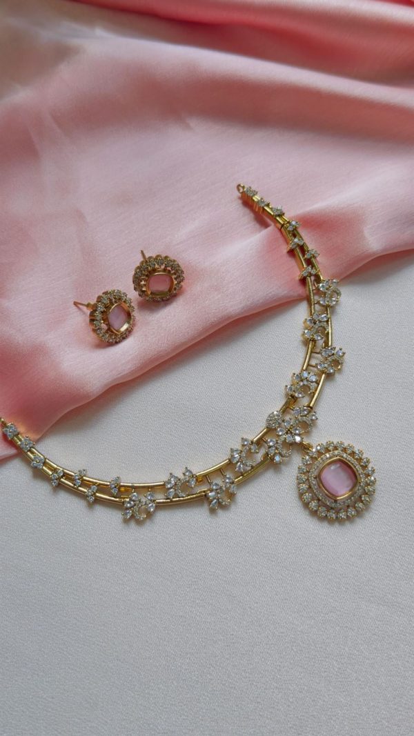Premium Antique Gold Ad Necklace(Flamingo Pink)
