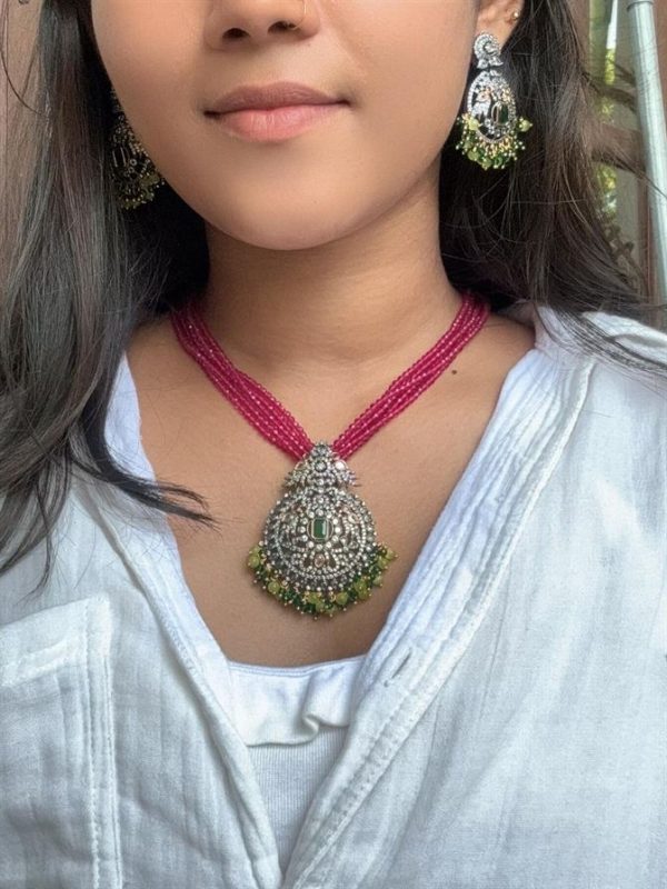 Premium pink pearl with light and dark beads with ad pendant - Image 2