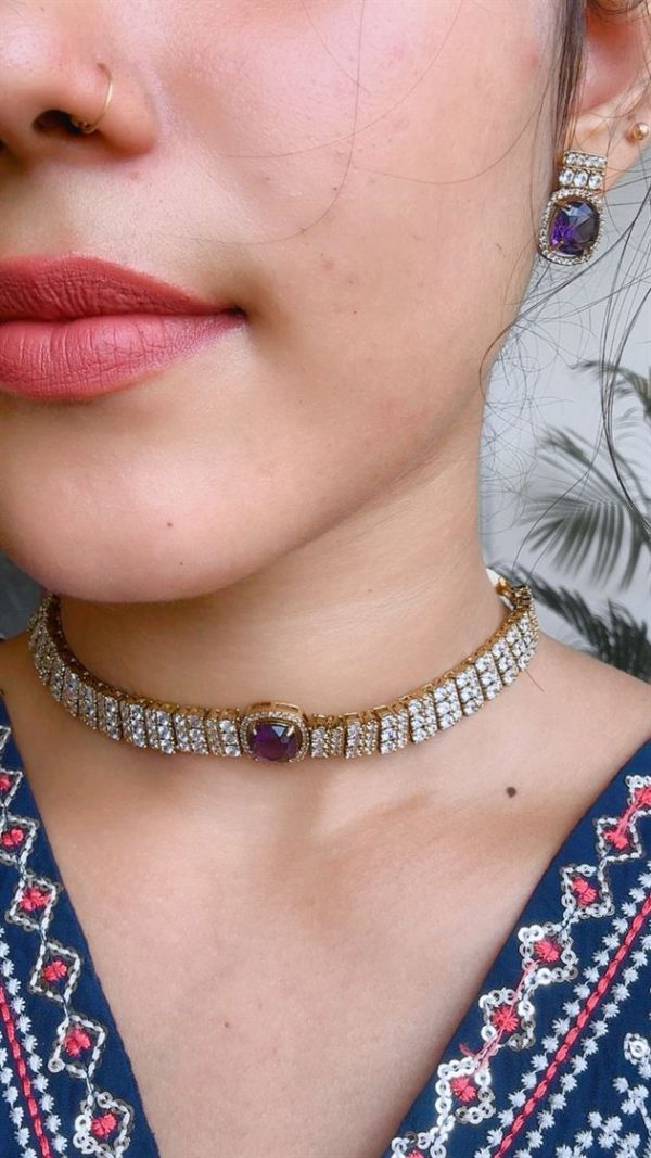 Ad high neck choker with earrings - Image 2