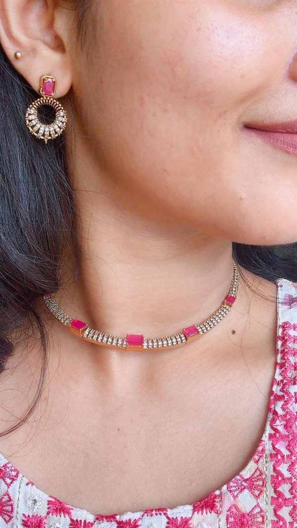 Beautiful premium ad necklace with earrings
