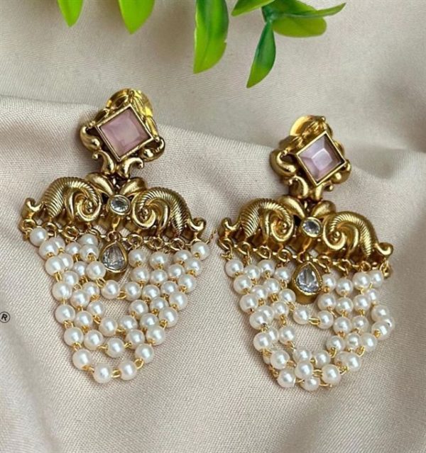 Premium quality earrings(Flamingo)
