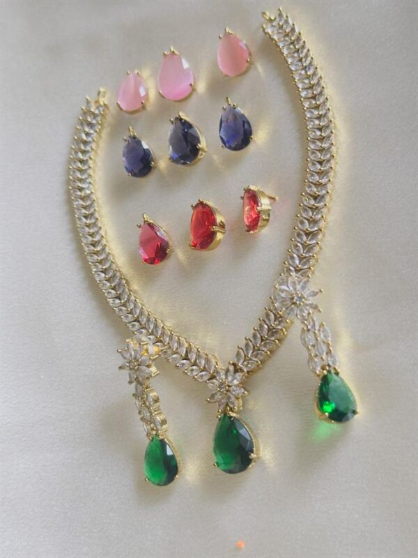 PREMIUM AD EXCHANGEABLE NECKLACE