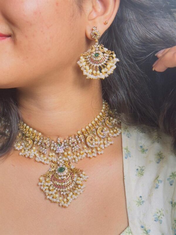 Premium quality antique gold necklace with earrings